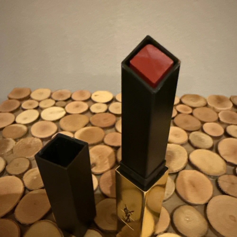 YSL‎ The Slim Lipstick 09 NWOB